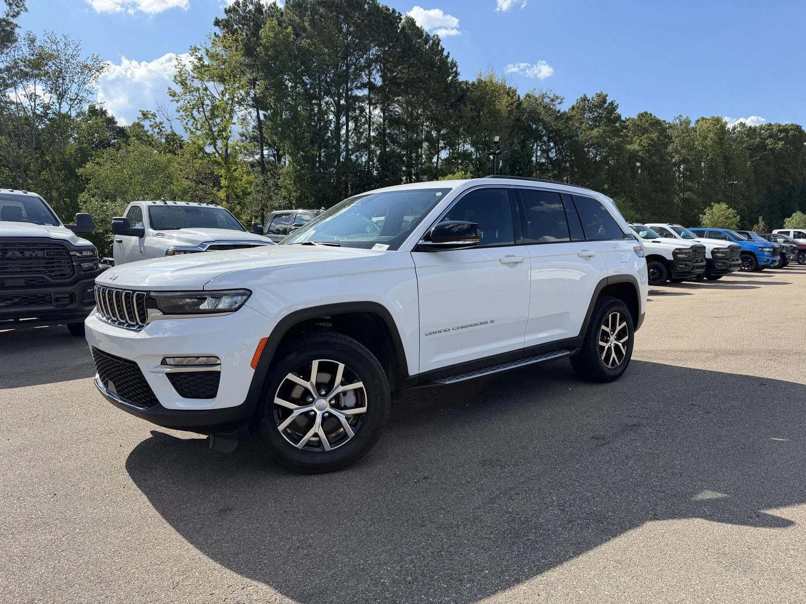 Used 2024 Bright White Clearcoat Jeep Limited image 1