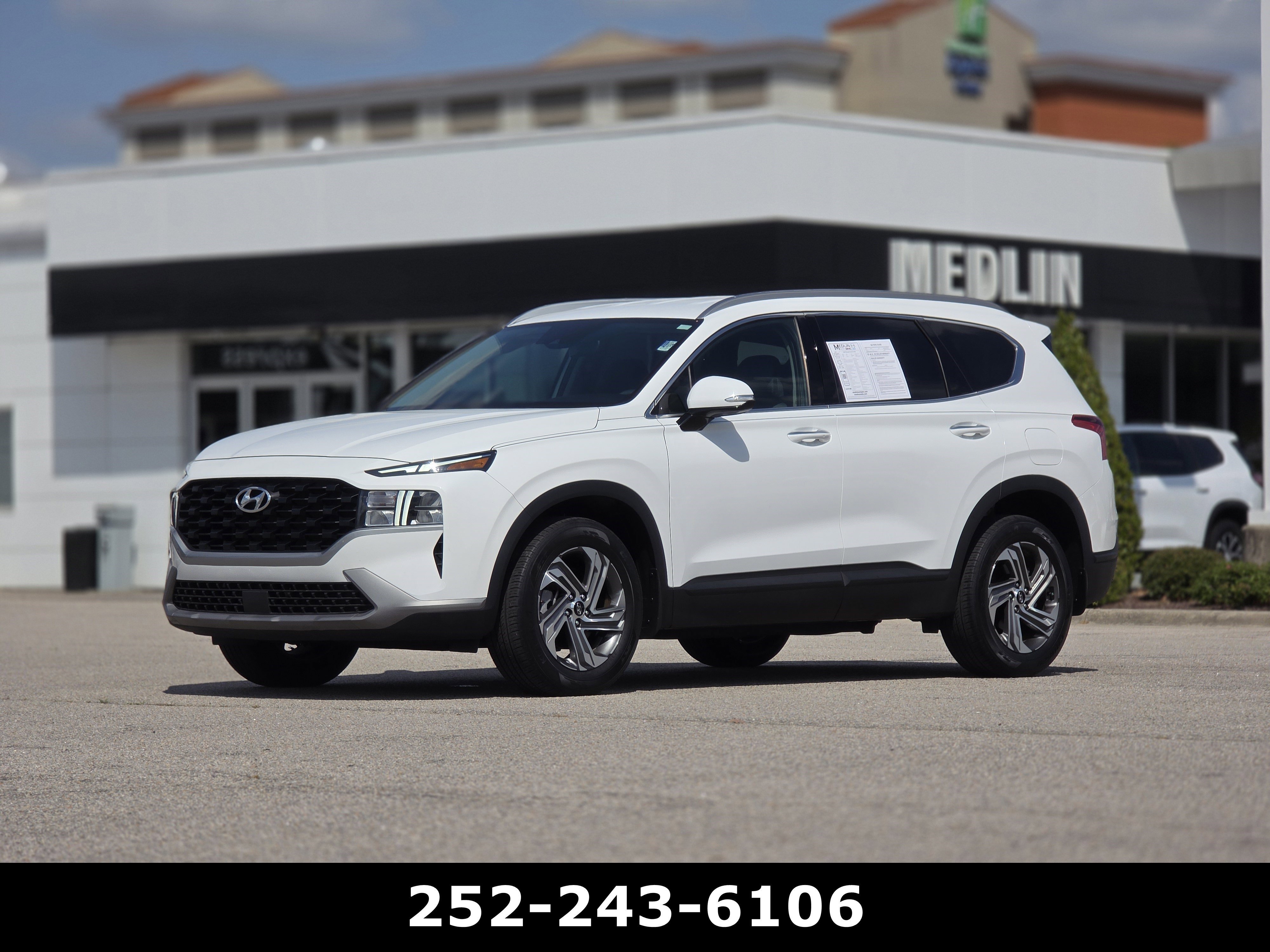 Used 2023 Serenity White Pearl Hyundai SEL image 3