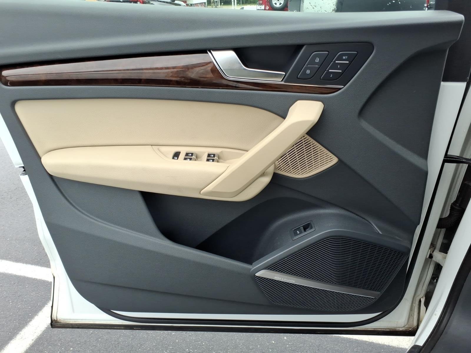 Used 2018 Ibis White Audi Premium Plus image 26