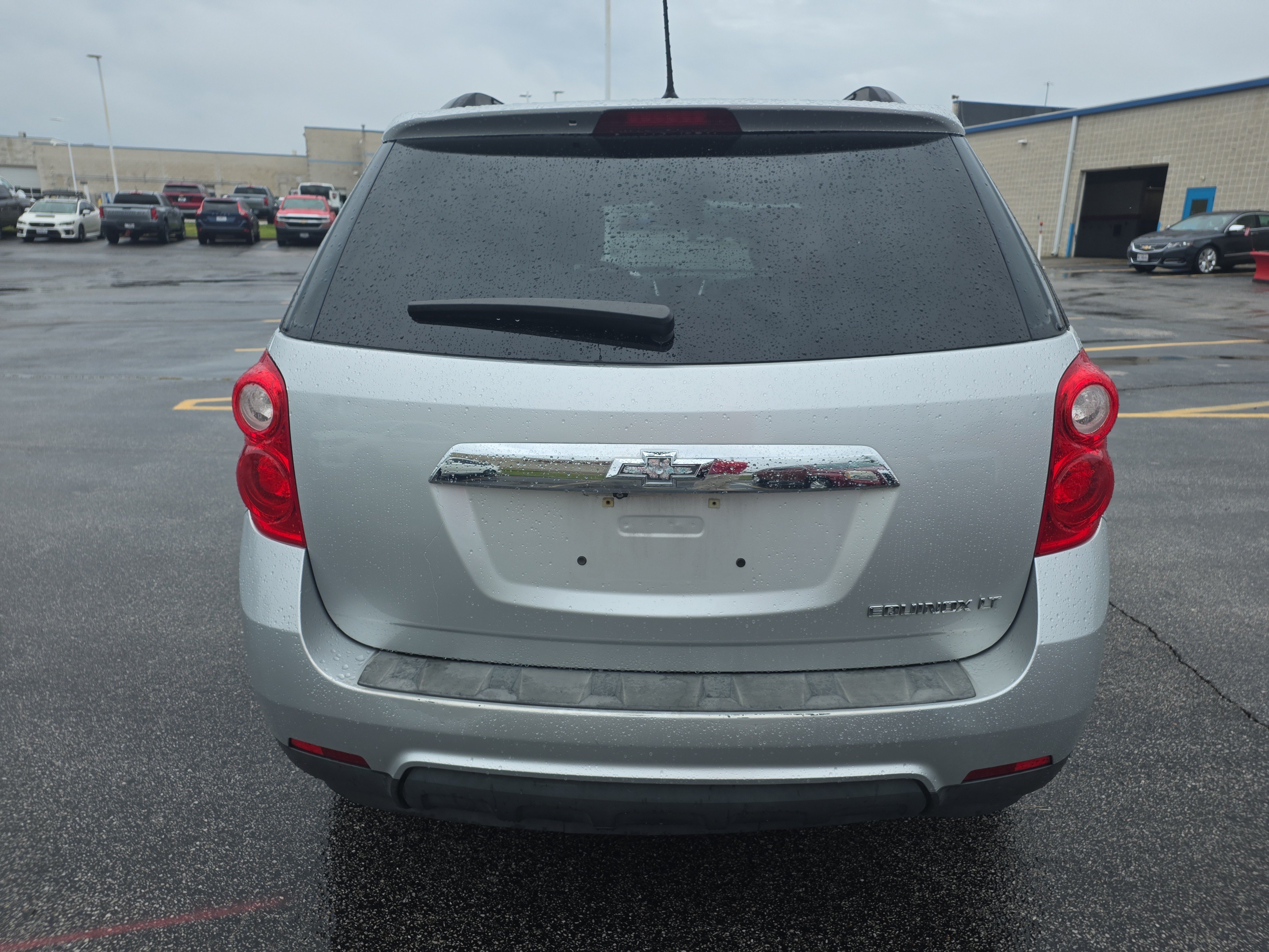 Used 2014 Silver Ice Metallic Chevrolet LT image 5