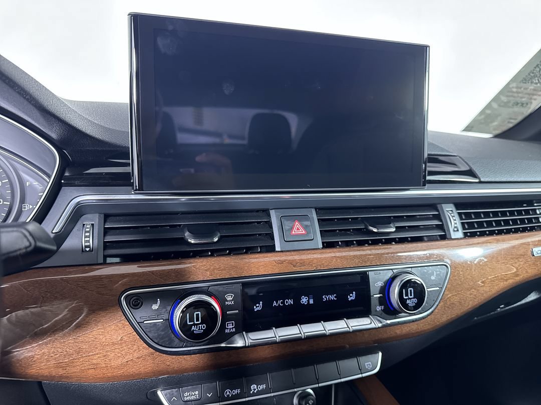 Used 2022 Brilliant Black Audi Premium image 18