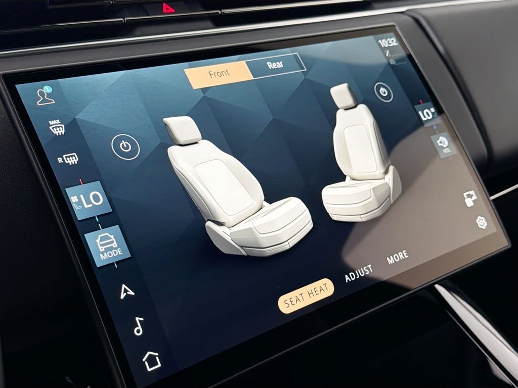 New 2026 Fuji White Land Rover Dynamic SE image 21