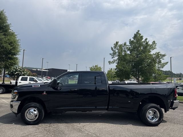 New 2026 Black RAM Tradesman image 4