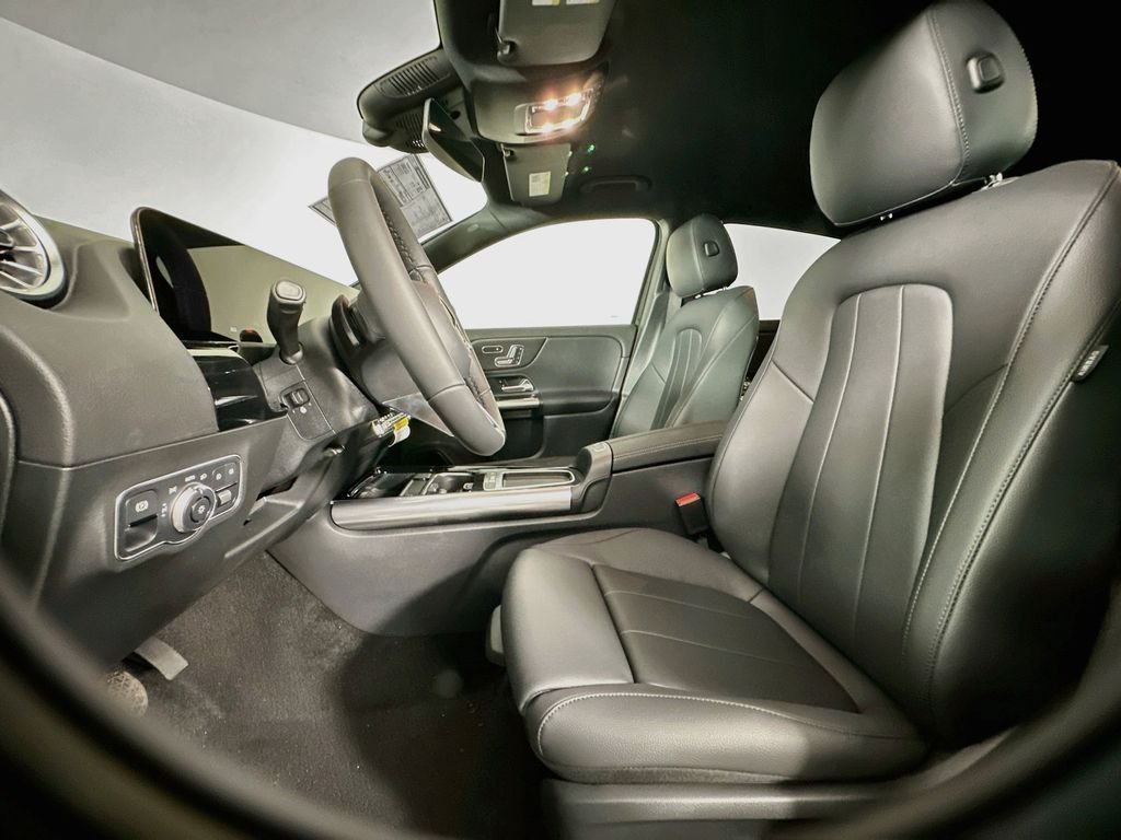 New 2026 Night Black Mercedes-Benz GLA 250 image 20