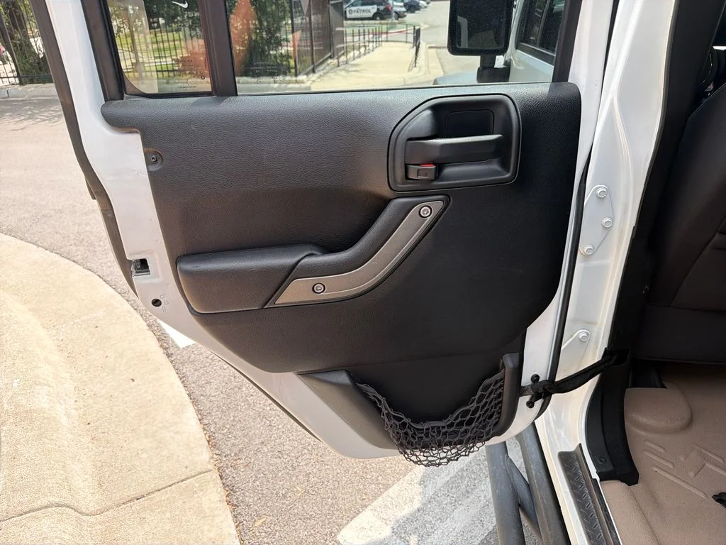 Used 2017 White Jeep Unlimited Sport image 31