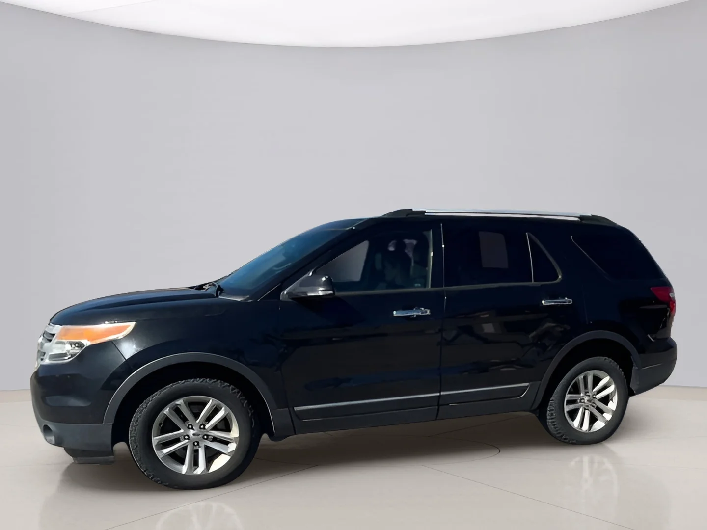 Used 2014 Black Ford XLT SPORT UTILITY 4D image 5