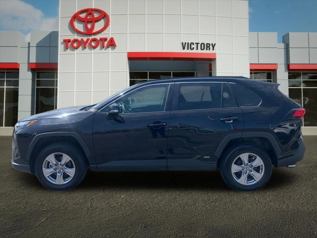 Used 2025 Black Toyota XLE image 6
