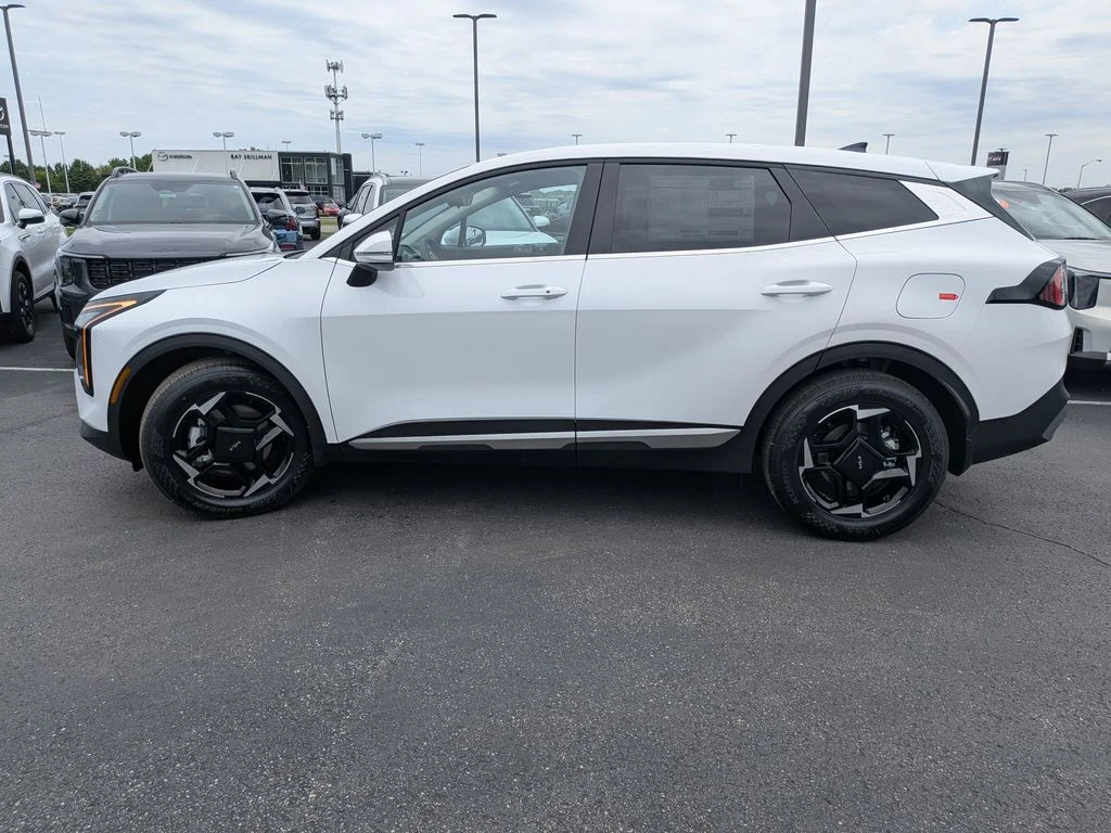 New 2026 White Pearl Kia EX image 31