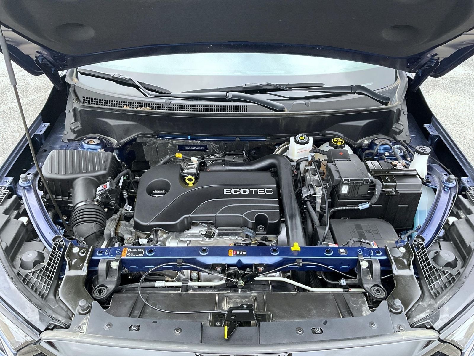 Used 2022 Blue GMC SLE image 24