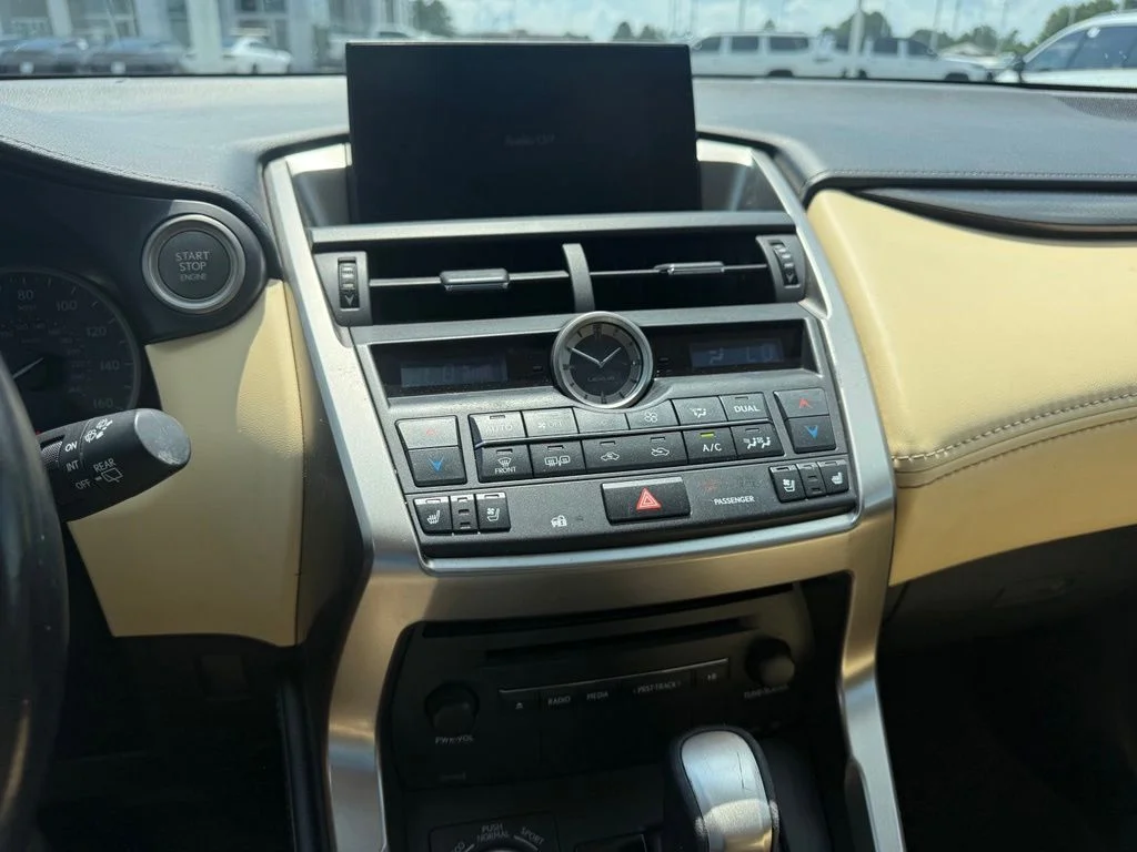 Used 2017 White Lexus 200t image 8