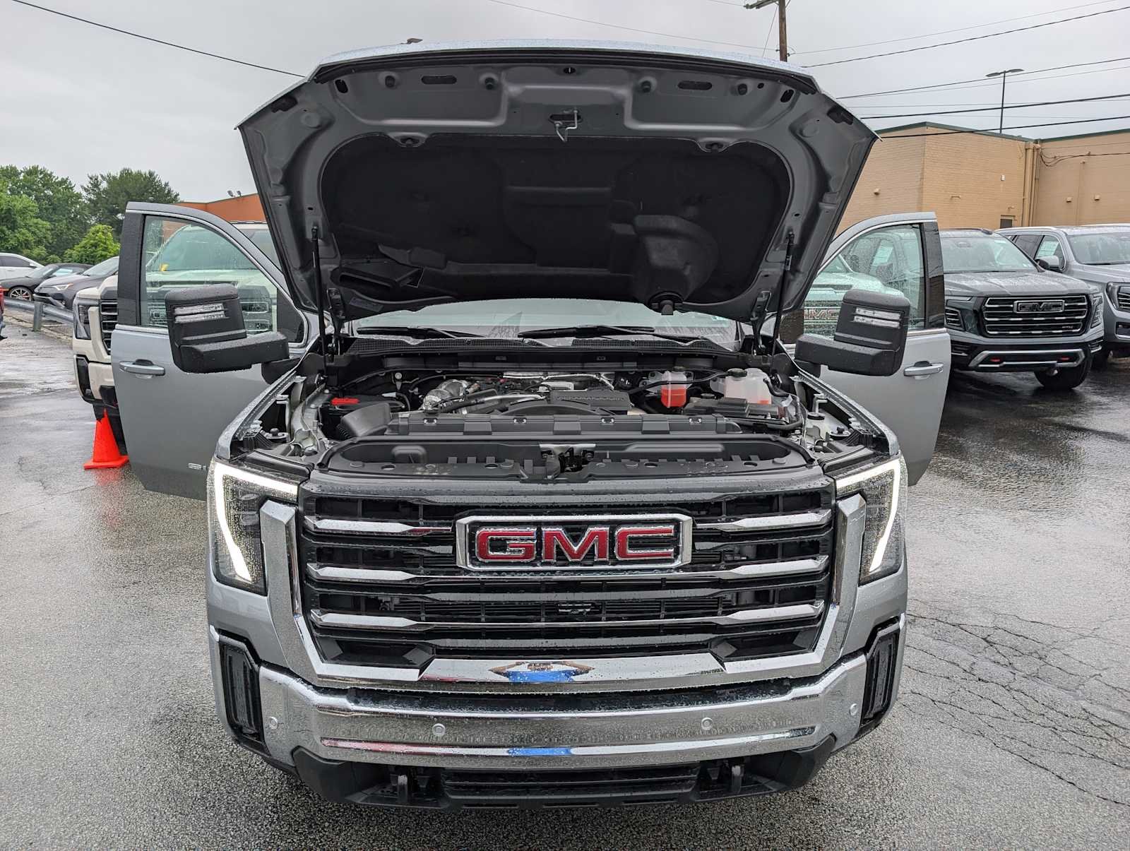 2026 GMC Sierra 3500HD SLE - Photo 12