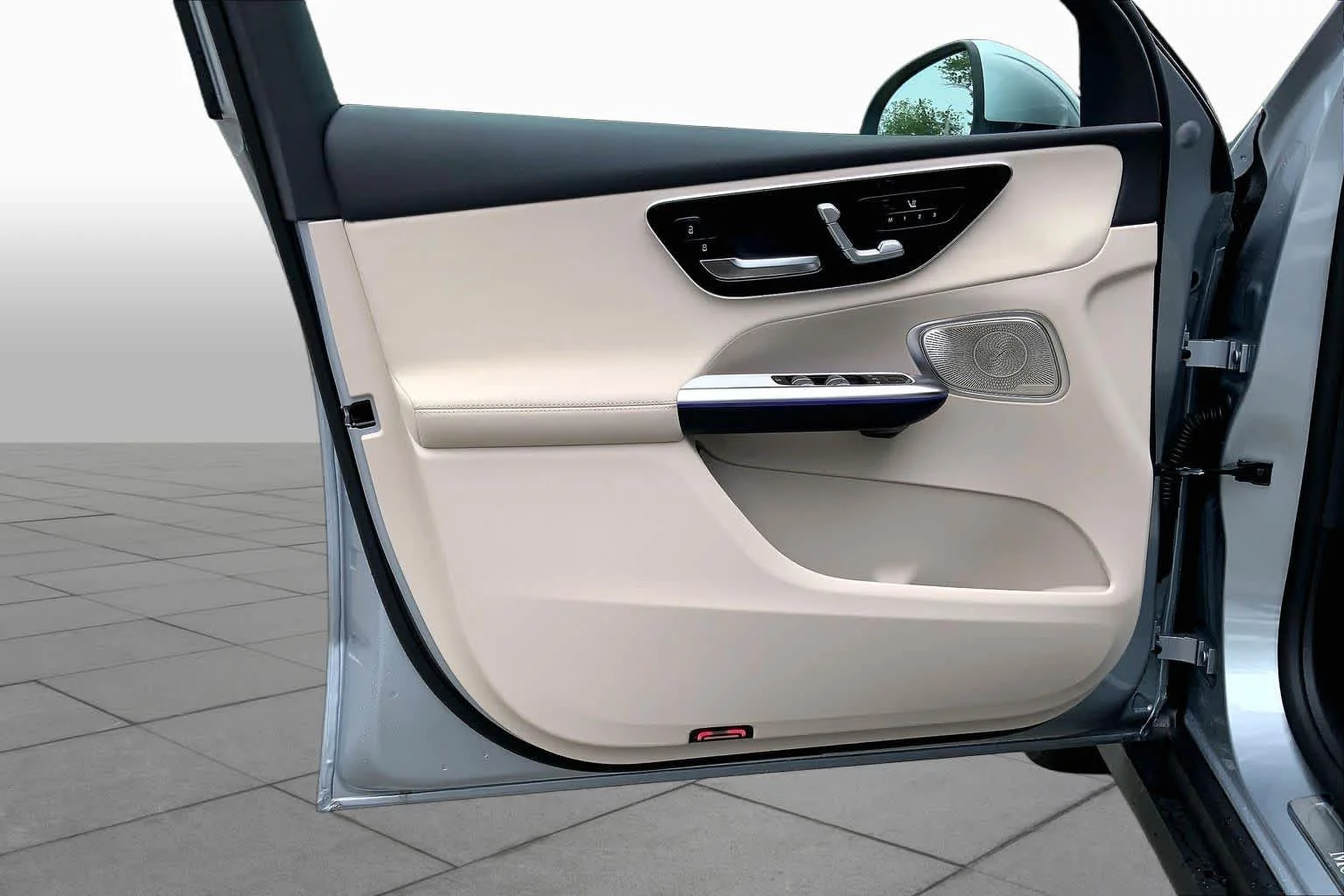 New 2026 Cirrus Silver Metallic Mercedes-Benz GLC 300 image 14