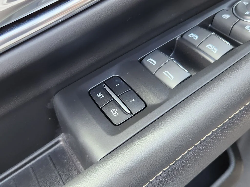 Used 2023 Sterling Gray Metallic Chevrolet Premier image 29