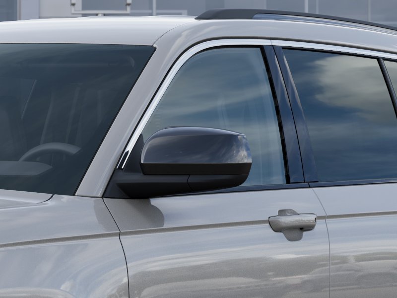 New 2026 Silver Zynith Exterior Paint Jeep Laredo image 44