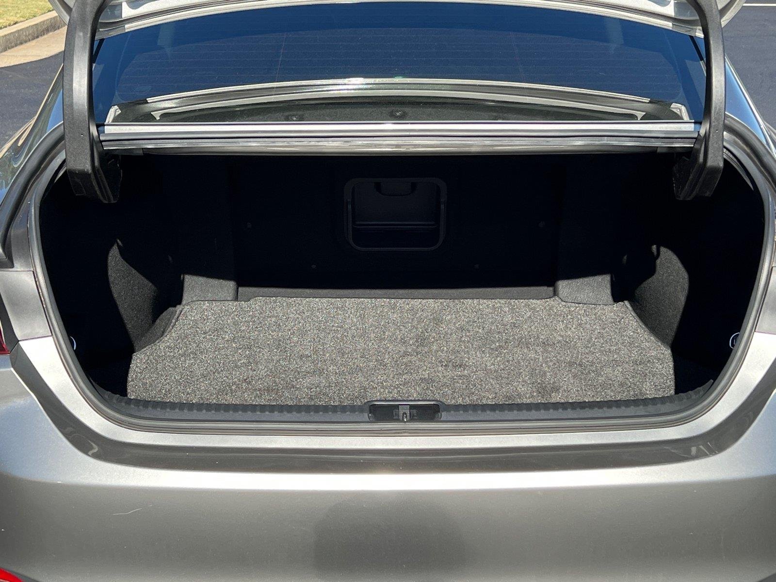 Used 2019 Atomic Silver Lexus ES 350 image 18