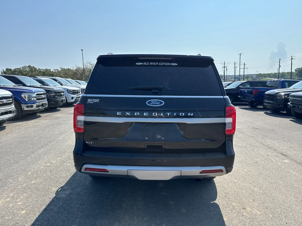 Certified Used 2023 Agate Black Metallic Ford XLT image 6