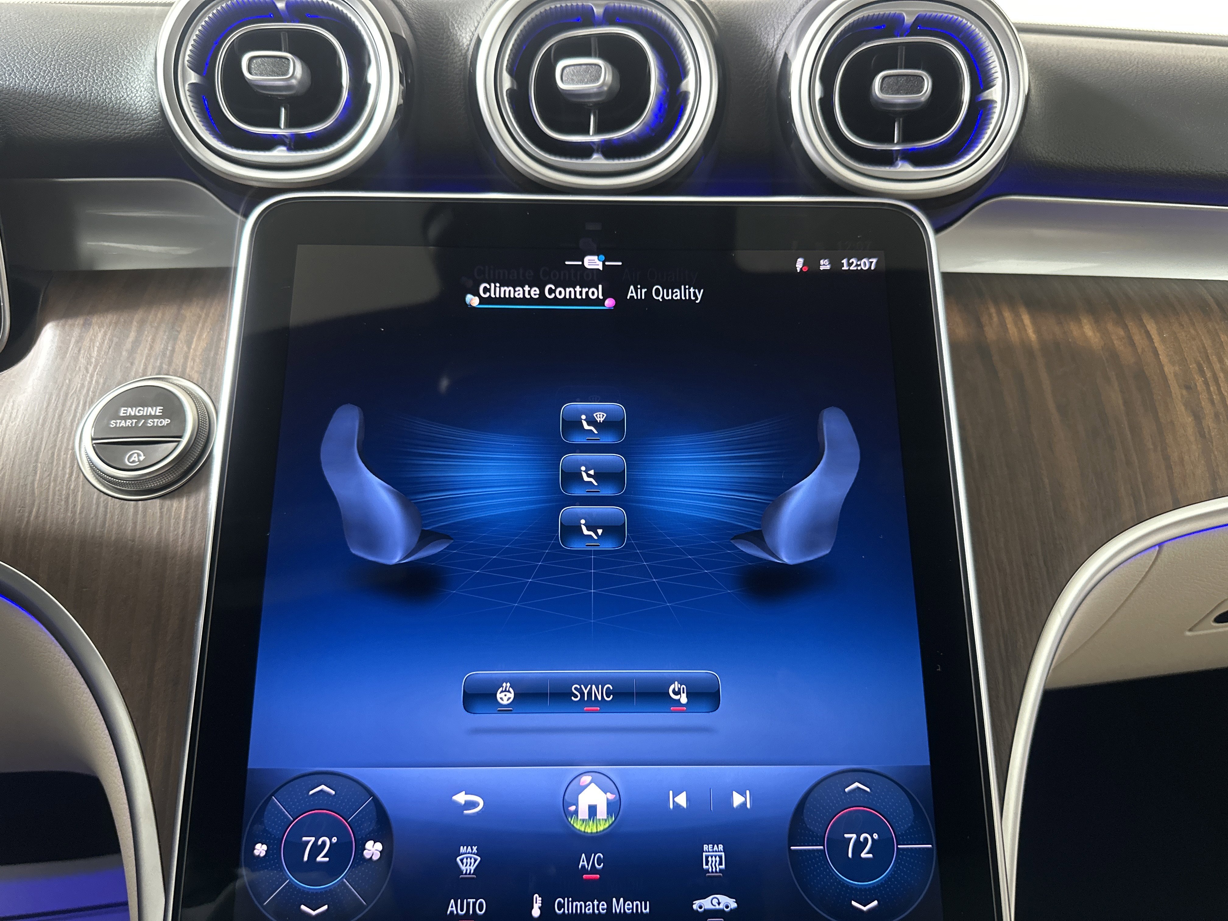 New 2026 Polar White Mercedes-Benz C 300 image 17