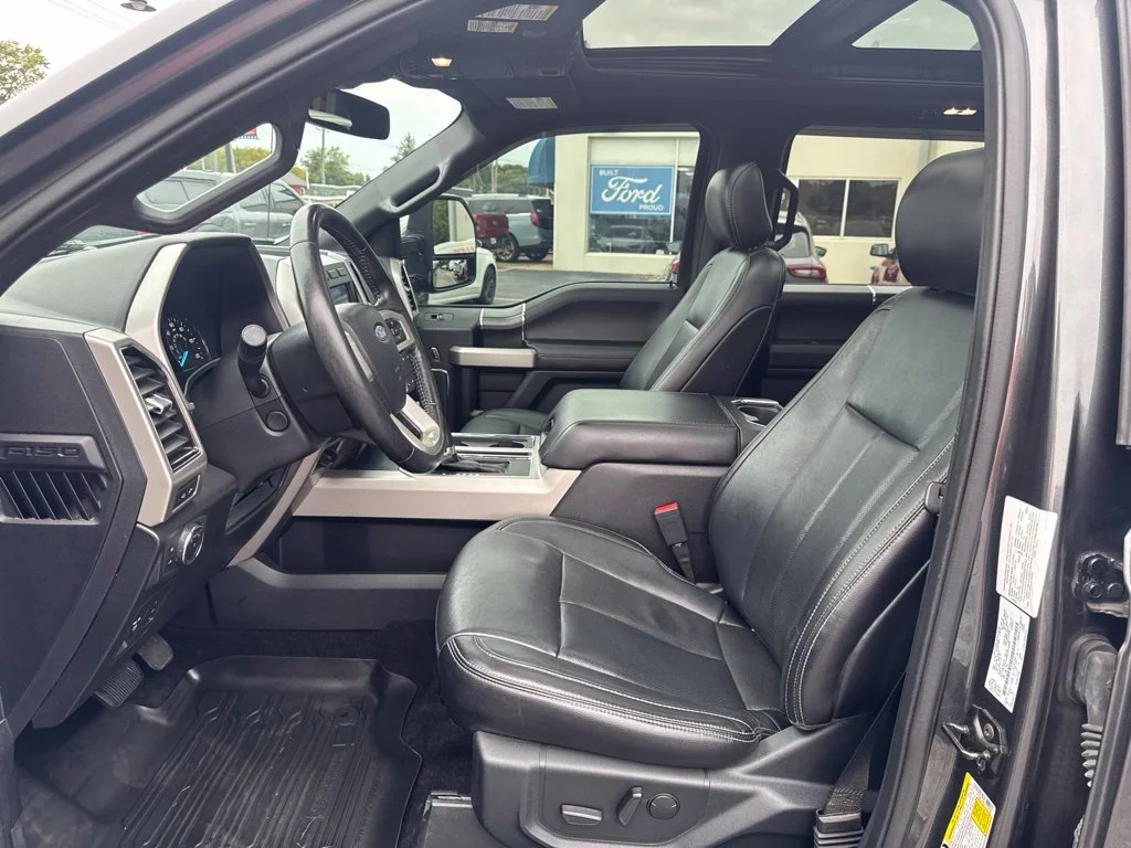 Certified Used 2020 Magnetic Metallic Ford Lariat image 10