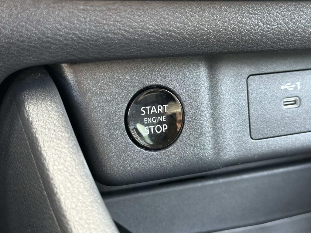 Used 2024  Nissan SV image 24