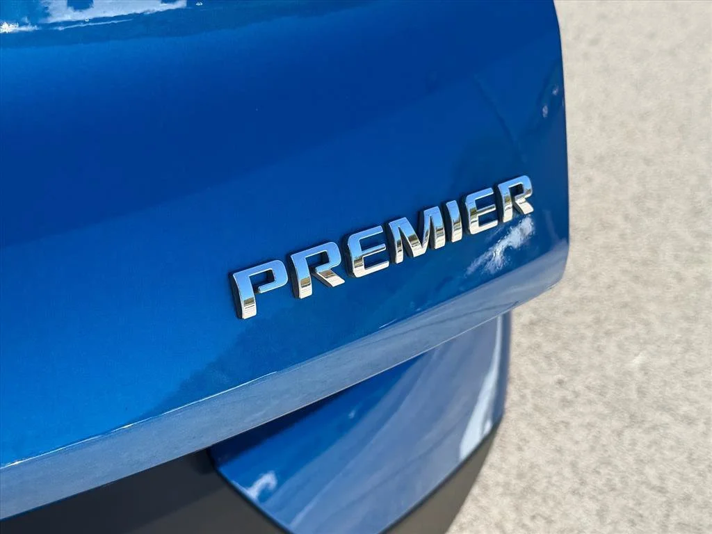 Used 2022 Blue Chevrolet Premier image 10