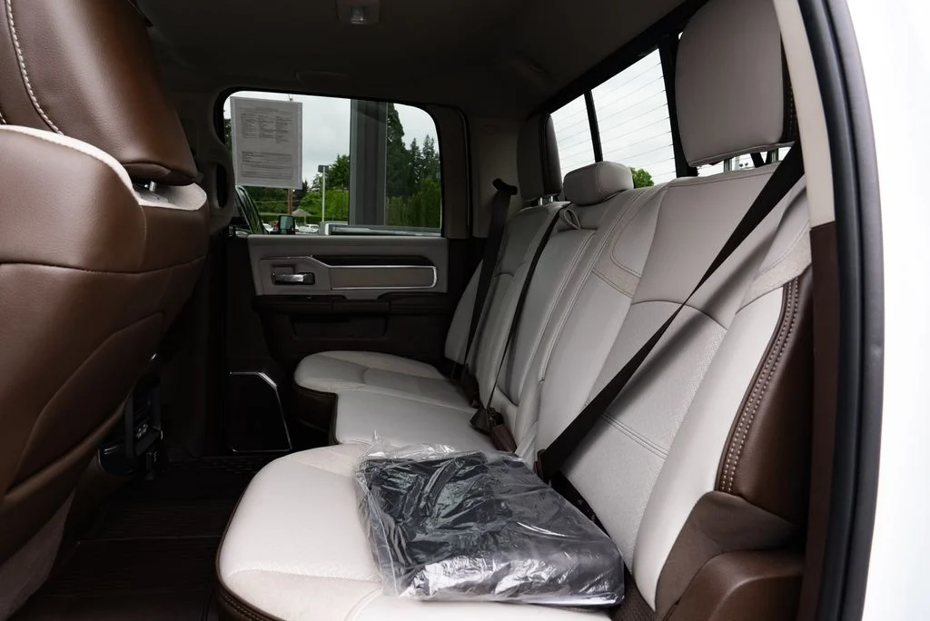 Used 2025 White Ram Laramie image 21