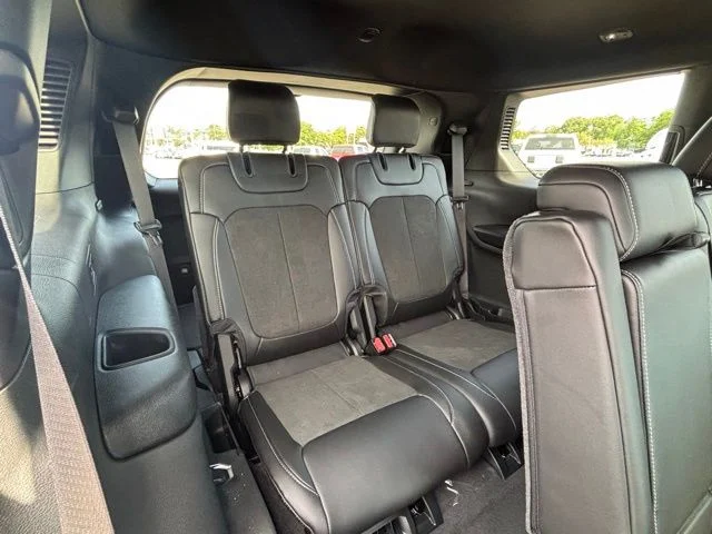 New 2026 Baltic Gray Metallic Clear-Coat Exterior Paint Jeep Laredo image 10