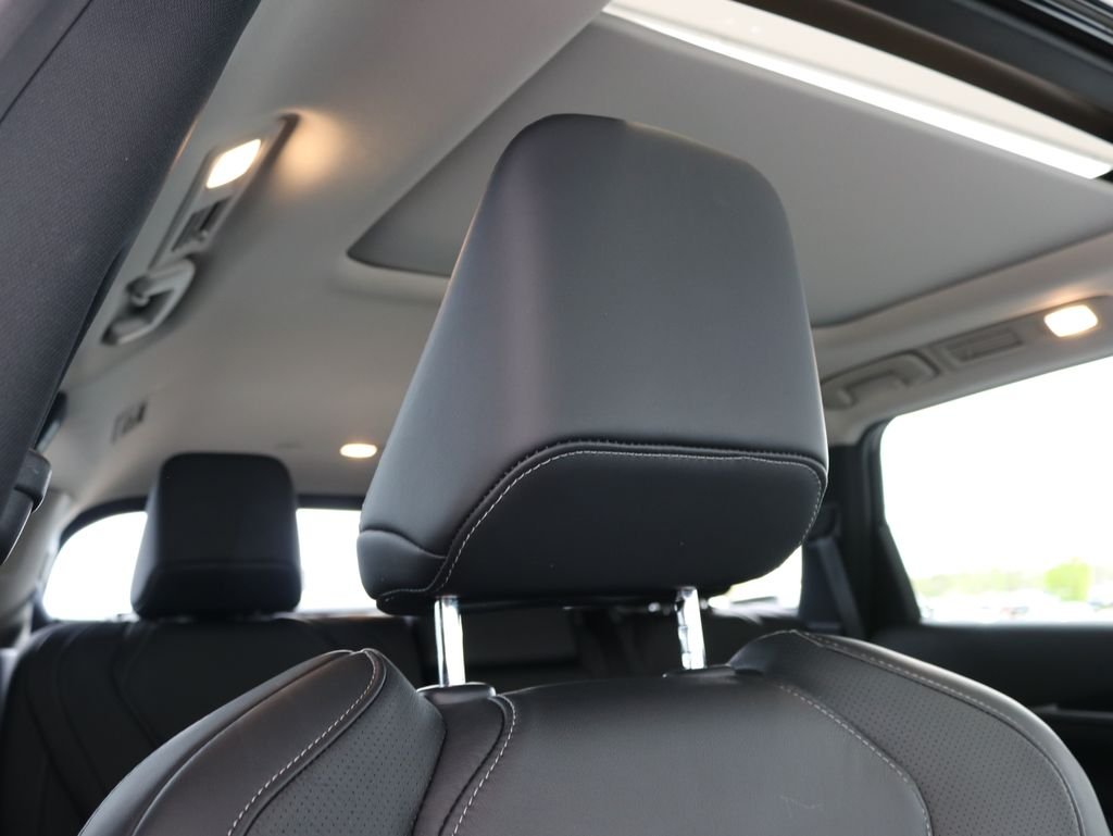 Certified Used 2025 Black INFINITI PURE image 47