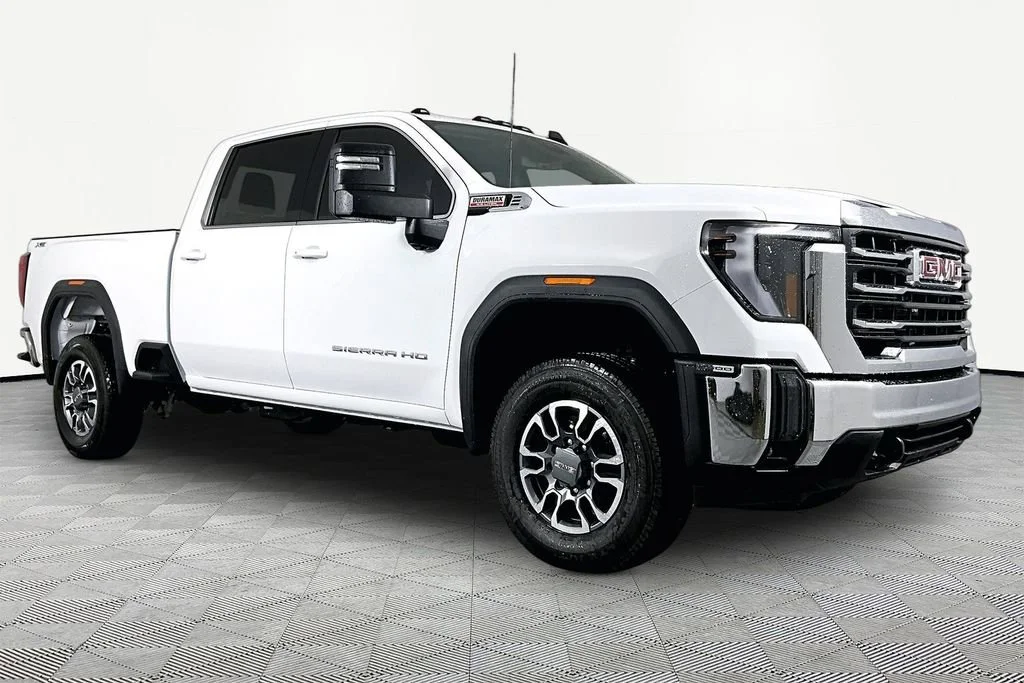 New 2026 Summit White GMC SLE image 3