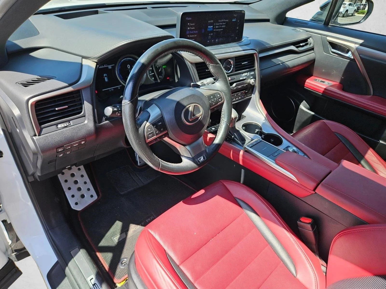 Used 2021 Ultra White Lexus RX 450h F SPORT Handling image 10