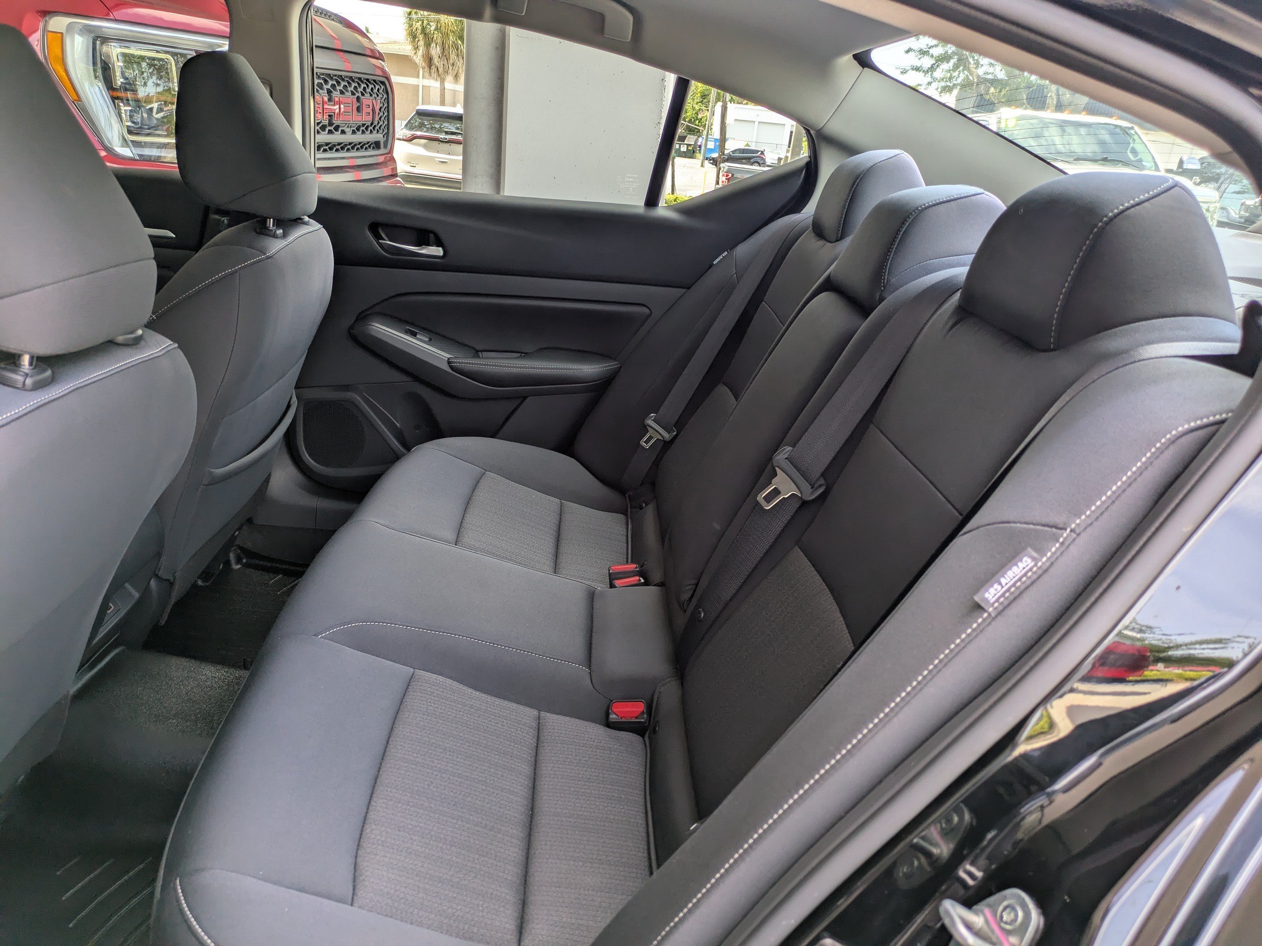 Used 2022 Super Black Nissan 2.5 SV image 14
