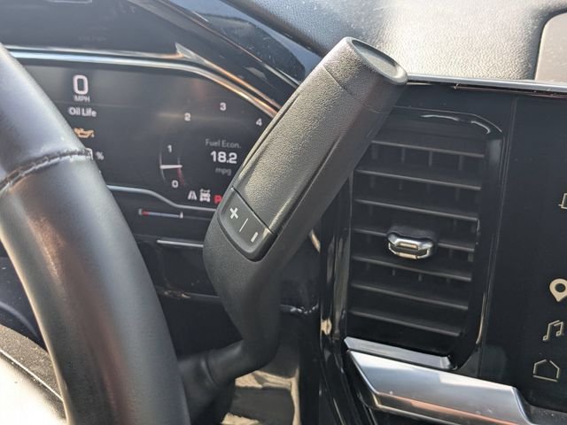 Used 2025 Silver GMC SLT image 19