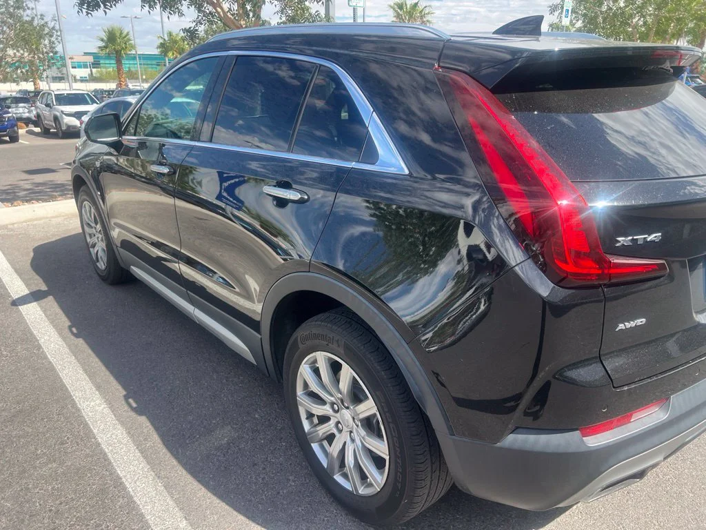 Used 2019 Black Cadillac Premium Luxury image 7