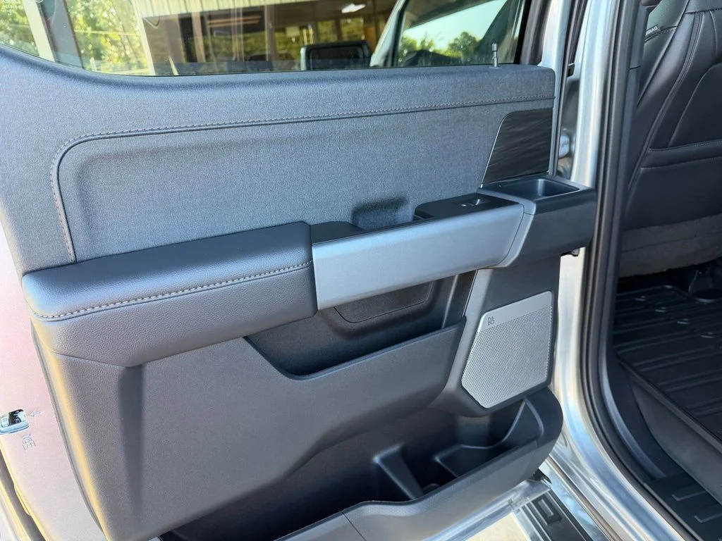 New 2026 Silver Metallic Ford Lariat image 33