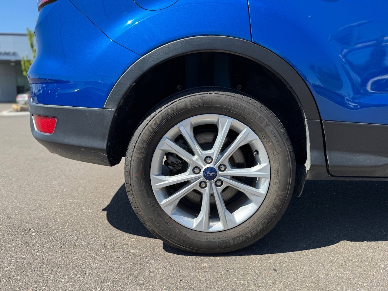Used 2018 Lightning Blue Metallic Ford SE image 54