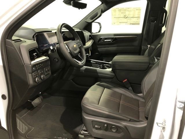 New 2026 Polar White Tricoat Chevrolet High Country image 6