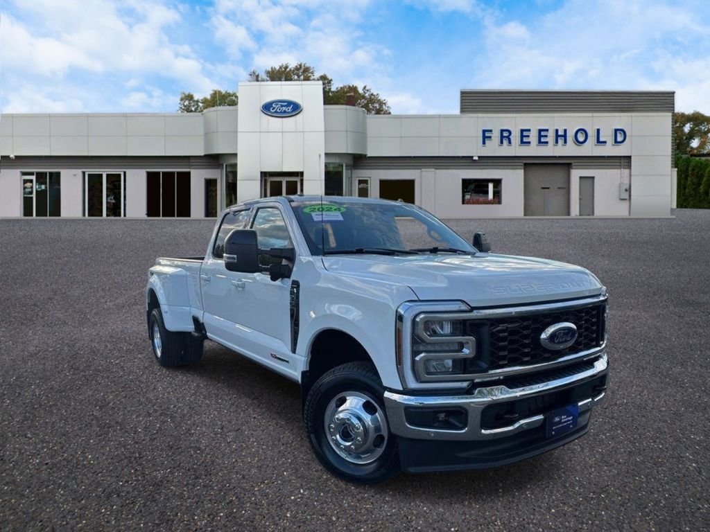 2024 Ford F-350 Lariat 4x4 Crew Cab 8' Box DRW's photo