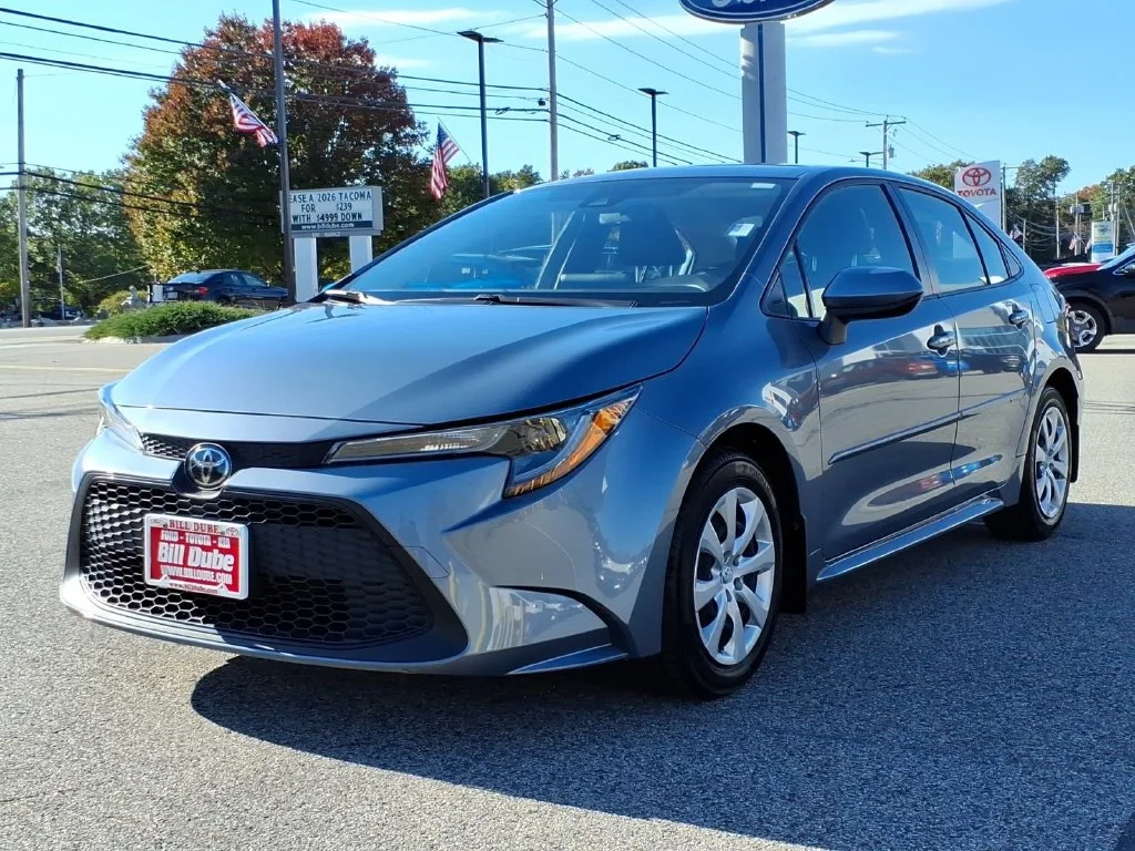 Used 2022 Blue Toyota LE image 18