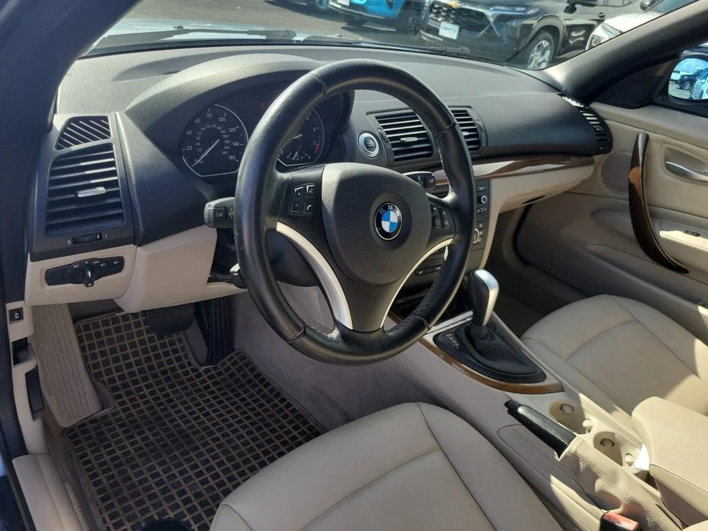 Used 2009 Blue BMW 128i image 10