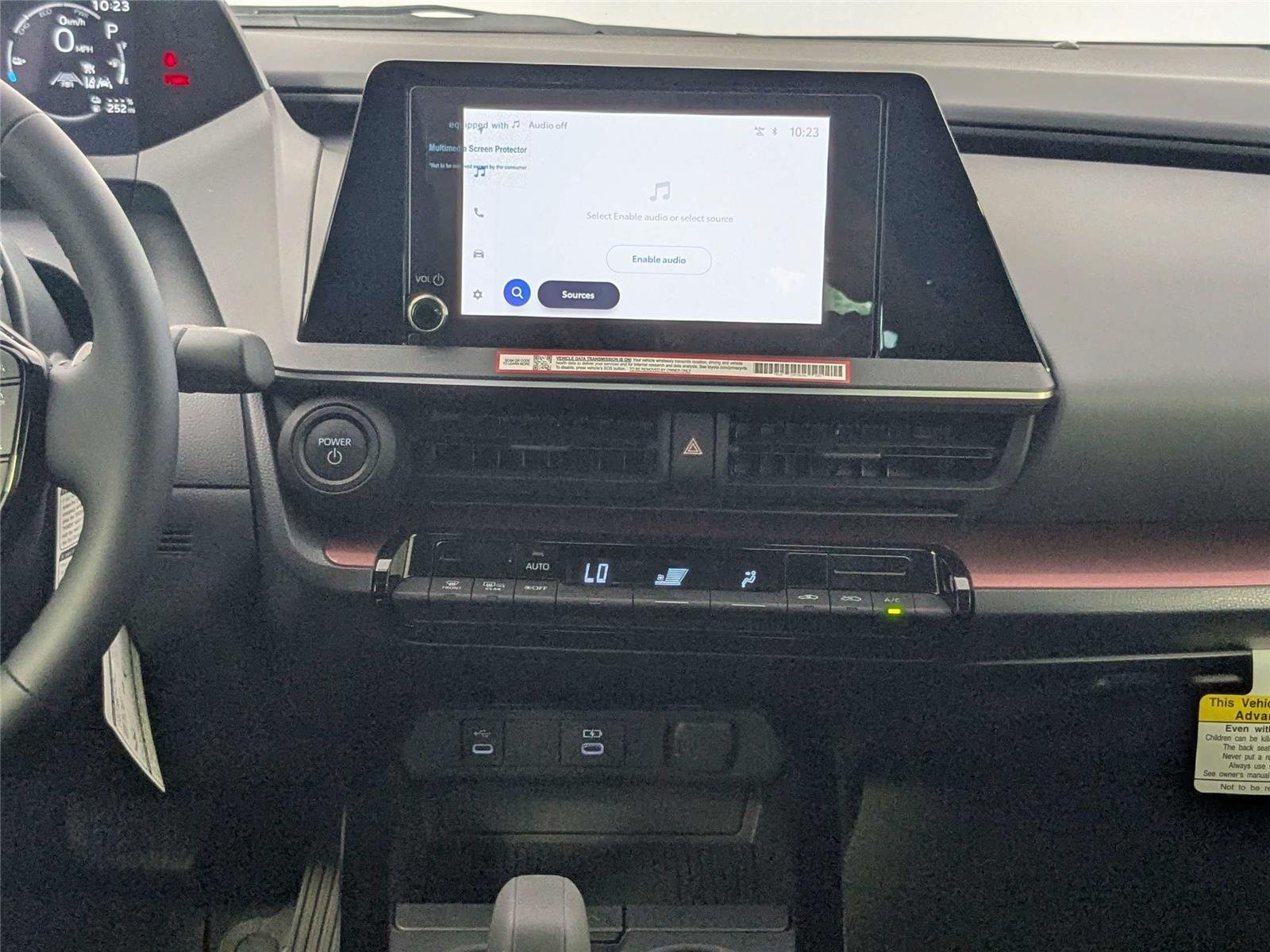 2026 Toyota Prius Plug-in Hybrid SE - Photo 28