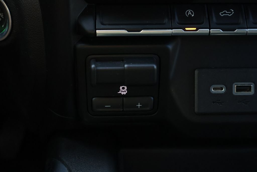 Used 2019 NORTHSKY BLUE METALLIC Chevrolet RST image 31