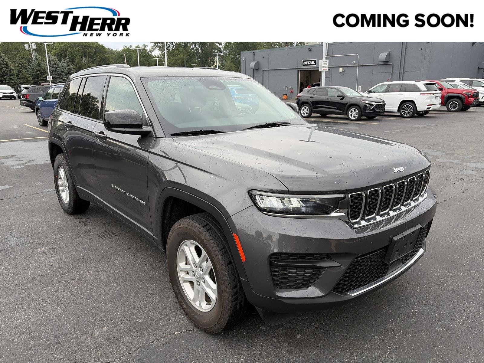 Used 2023 Baltic Gray Metallic Clearcoat Jeep Laredo image 1