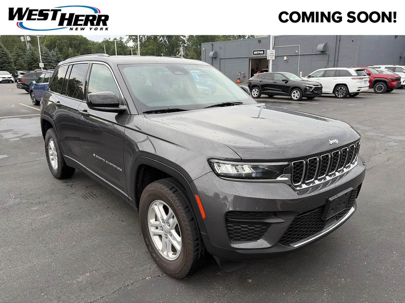Used 2023 Baltic Gray Metallic Clearcoat Jeep Laredo image 1