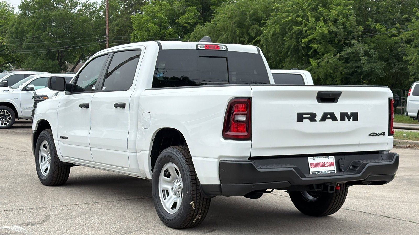 New 2026 Bright White Clear-Coat Exterior Paint RAM Tradesman image 7