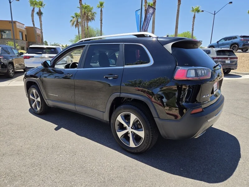 Used 2019 Black Jeep Limited image 4