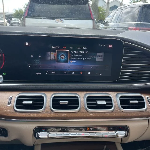 Used 2023 White Mercedes-Benz GLE 350 image 15