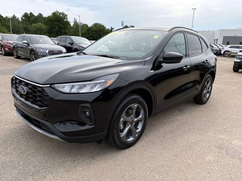 Used 2025 Black Metallic Ford ST-Line Select image 10