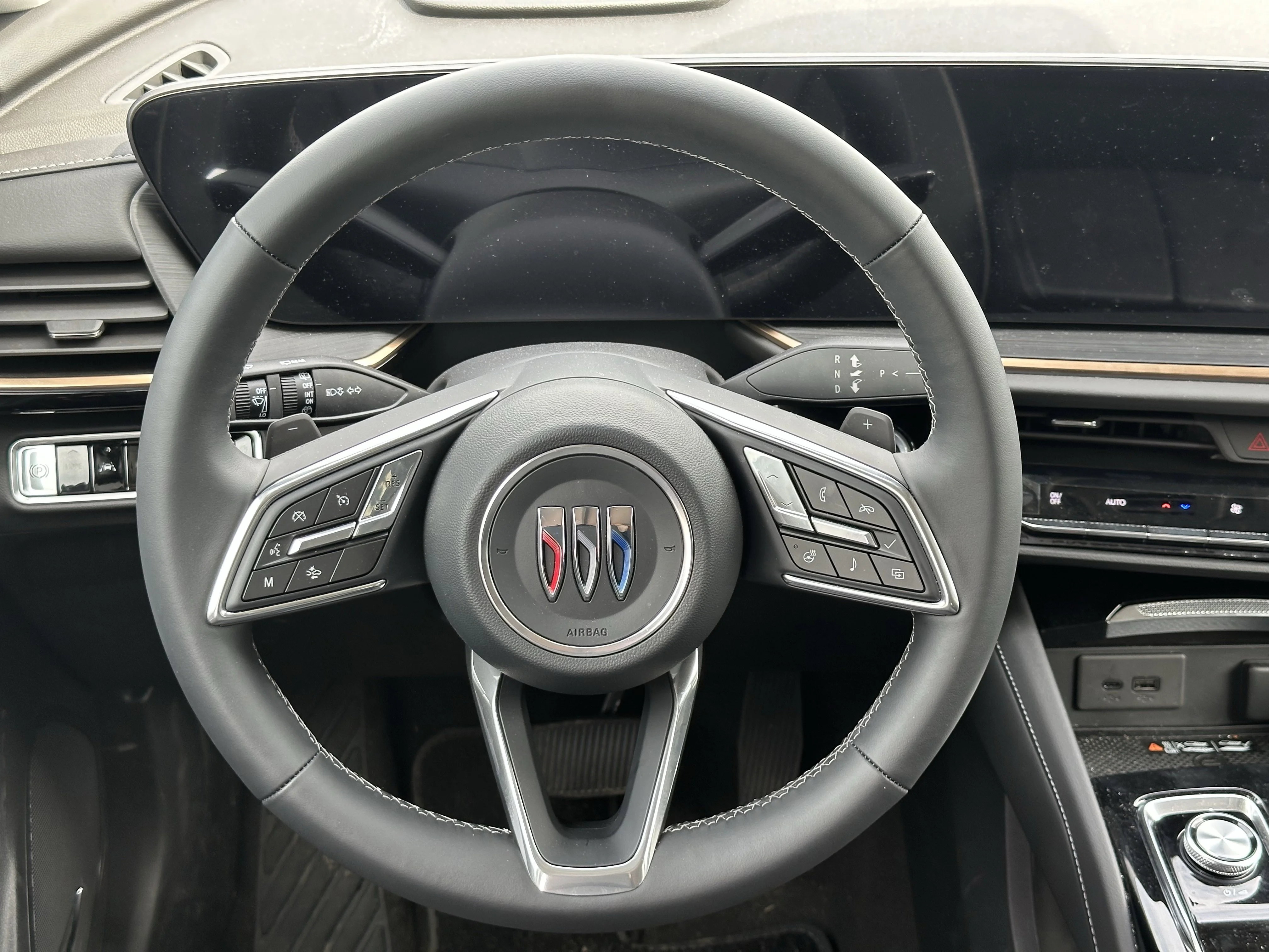 New 2026 Midnight Opal Buick Avenir image 22