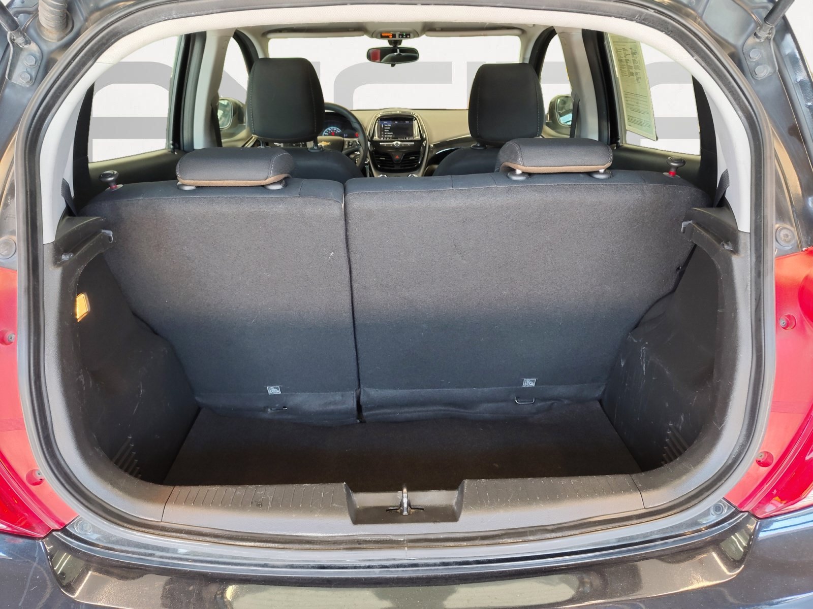 Used 2020 Mosaic Black Chevrolet LT image 13