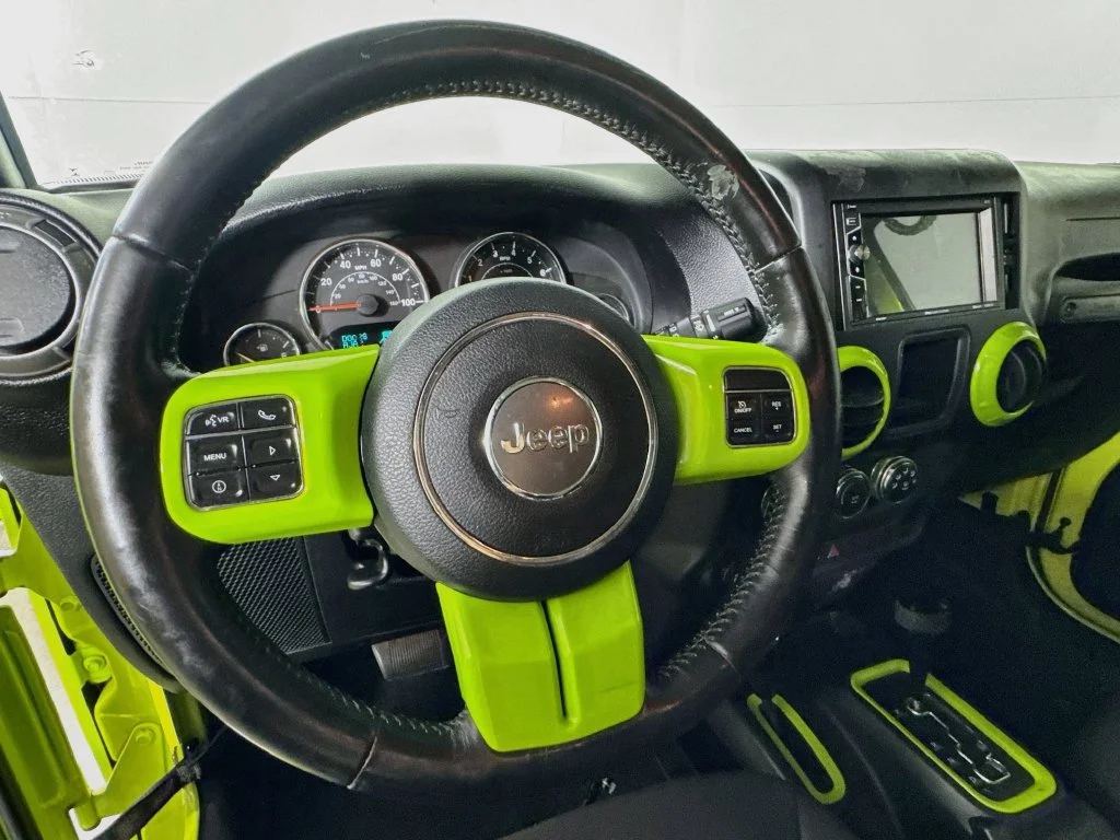 Used 2017 Green Jeep Sport image 12