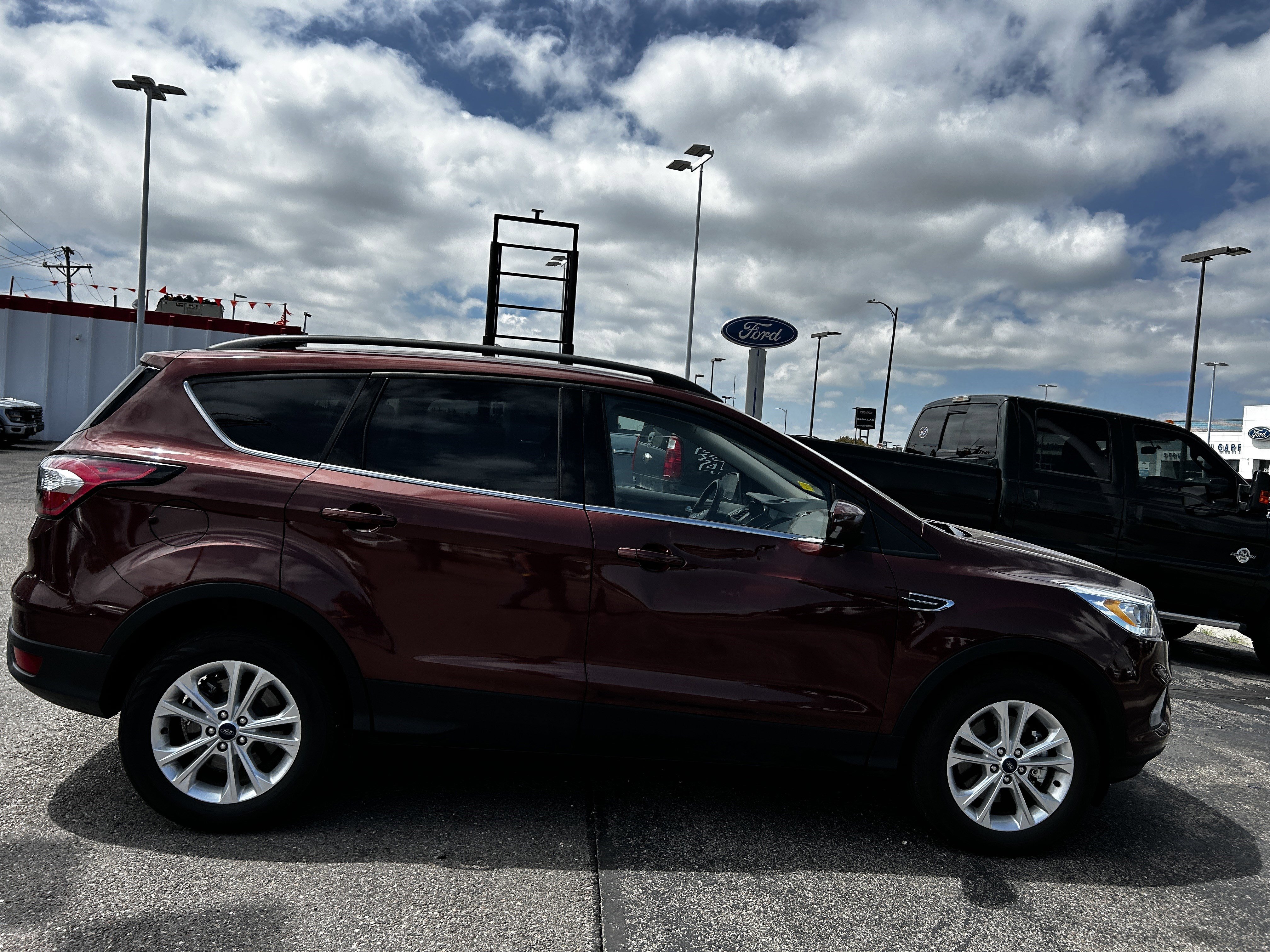 Used 2018 Cinnamon Glaze Ford SEL image 5